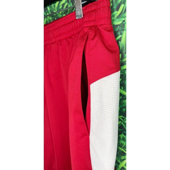 Indiana University Hoosiers IU Men’s Large Tall Football Team Issued #46 Shorts - Picture 3 of 6